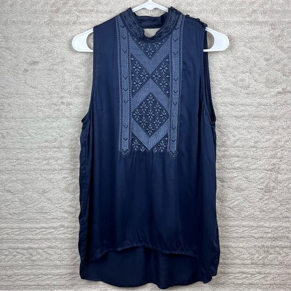 Anthropologie Les Siennes Women's Top Sleeveless Blue Embroidered Pearl Button M - Picture 1 of 12